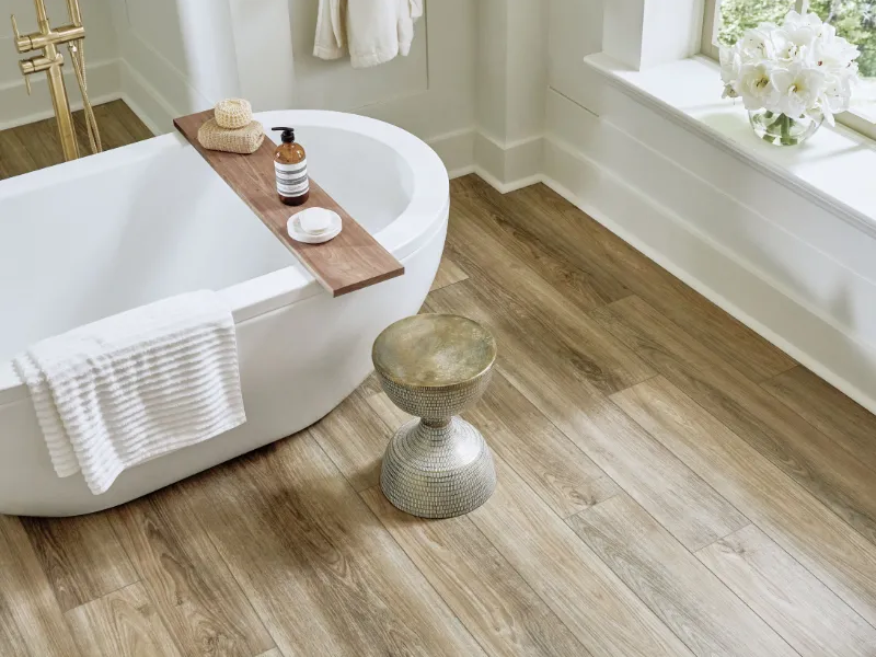 Walk-In Shower vs. Tub: What’s Best for North Texas Homes?